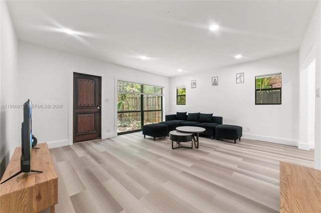 509 SE 19th St, Fort Lauderdale, FL 33316