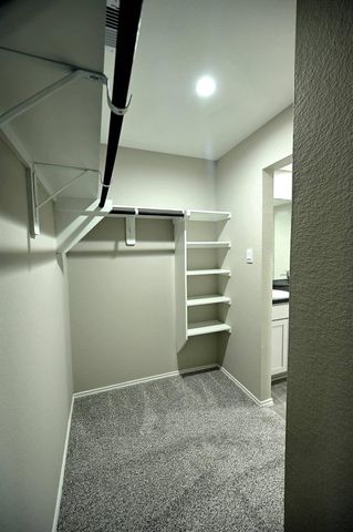 5427 Creekstone Rise Lane, Spring, TX 77373