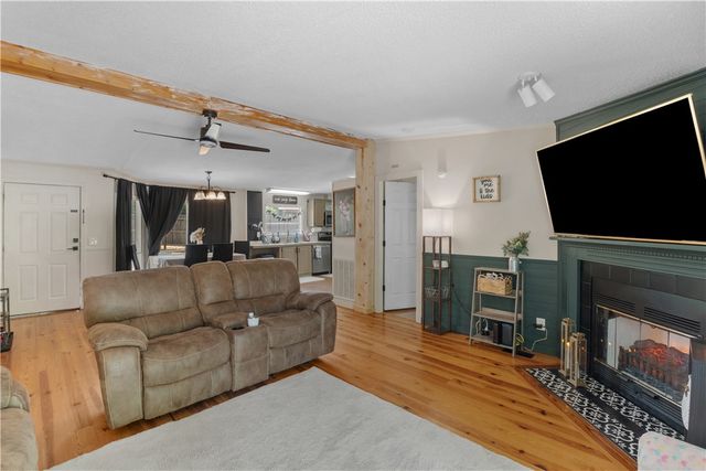 1504 E Saluda Lake Road, Greenville, SC 29611