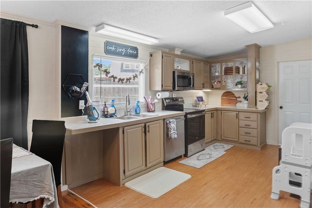 1504 E Saluda Lake Road, Greenville, SC 29611