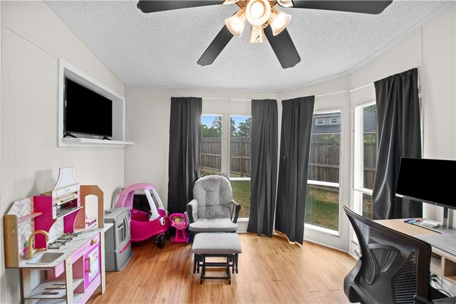 1504 E Saluda Lake Road, Greenville, SC 29611
