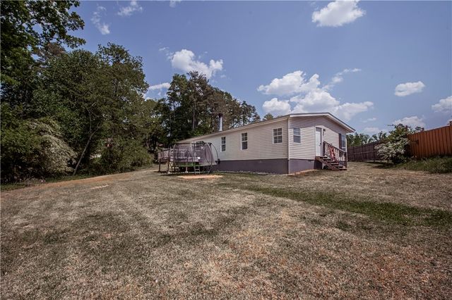 1504 E Saluda Lake Road, Greenville, SC 29611