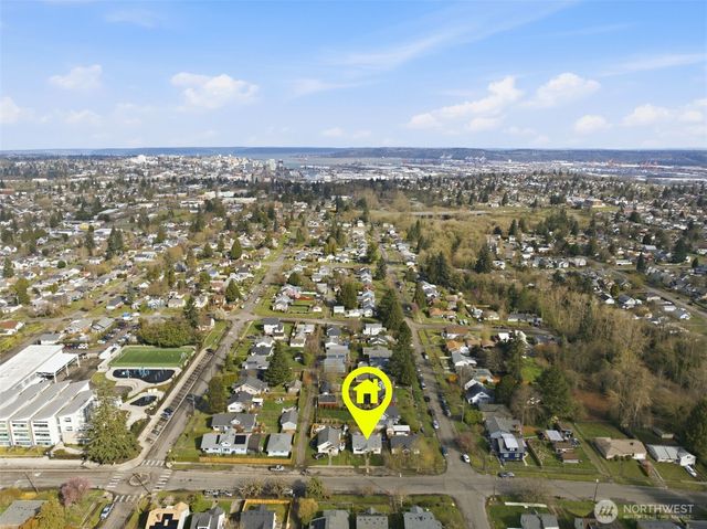 219 E 46th Street, Tacoma, WA 98404