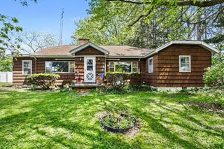 3633 Lakeshore Drive, St. Joseph, MI 49085