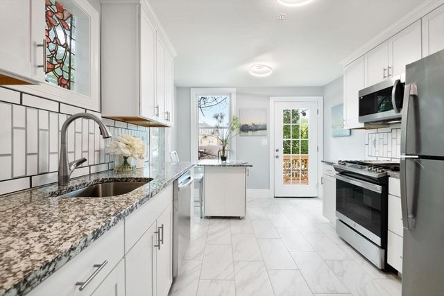 7 Waumbeck 2, Boston, MA 02121