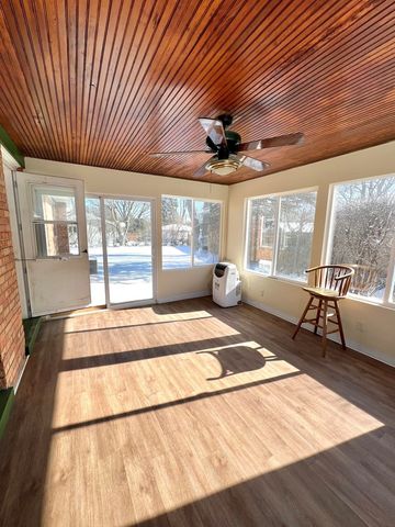 1725 Happ Road, Northbrook, IL 60062