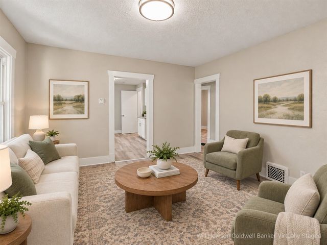 702 Fenimore Drive, Kalamazoo, MI 49048