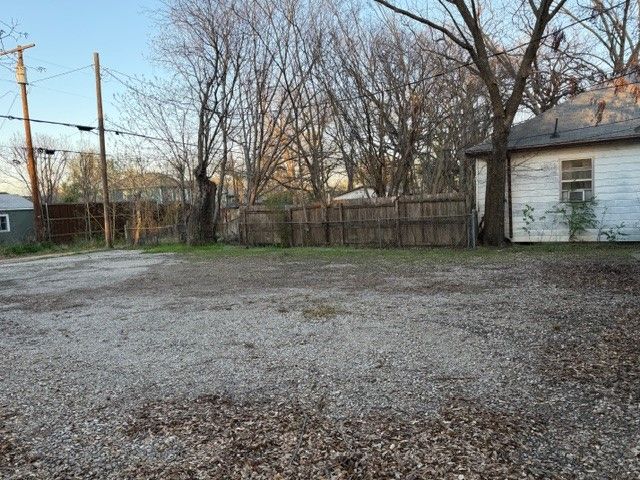 925 W Morton Street, Denison, TX 75020
