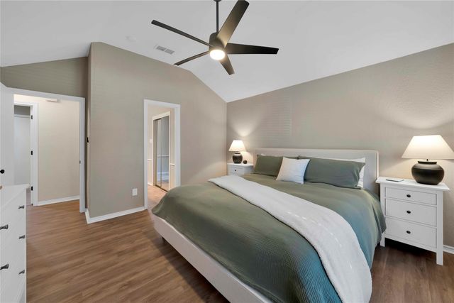 2023 Clearwater Trail, Carrollton, TX 75010