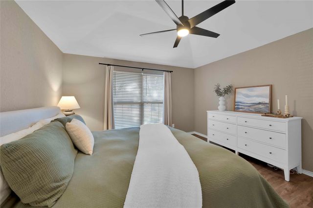 2023 Clearwater Trail, Carrollton, TX 75010