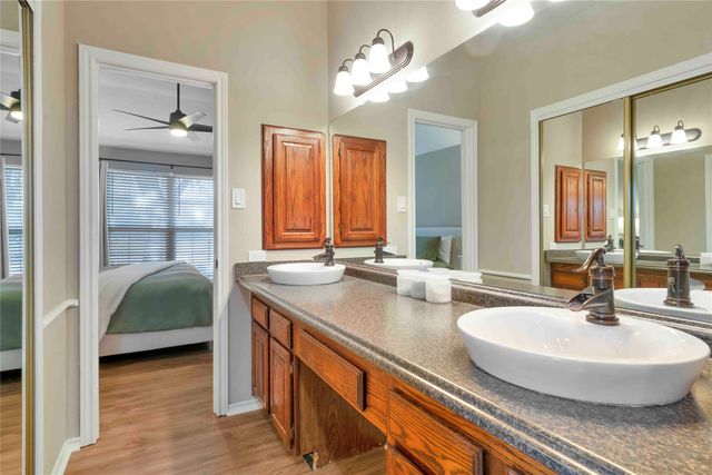 2023 Clearwater Trail, Carrollton, TX 75010