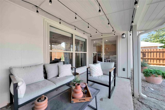 2023 Clearwater Trail, Carrollton, TX 75010