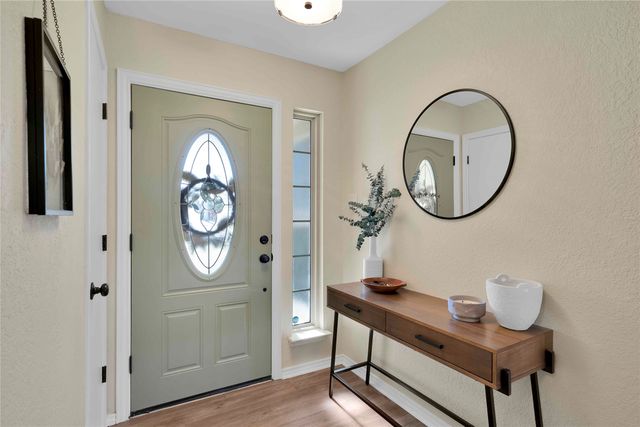 2023 Clearwater Trail, Carrollton, TX 75010