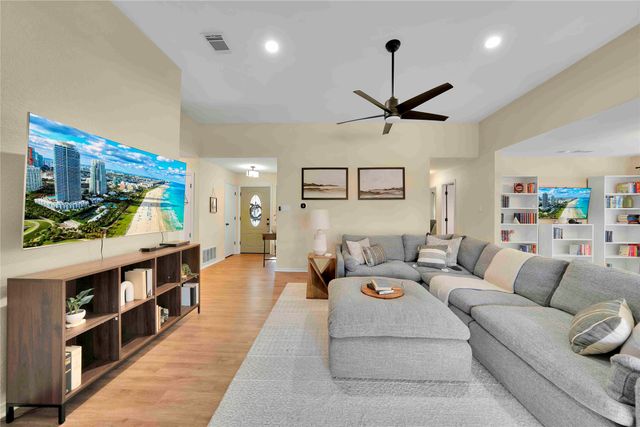 2023 Clearwater Trail, Carrollton, TX 75010