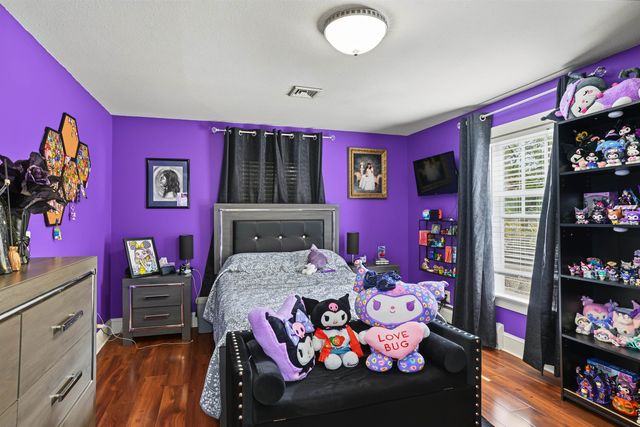 97 King Street, Nashua, NH 03060
