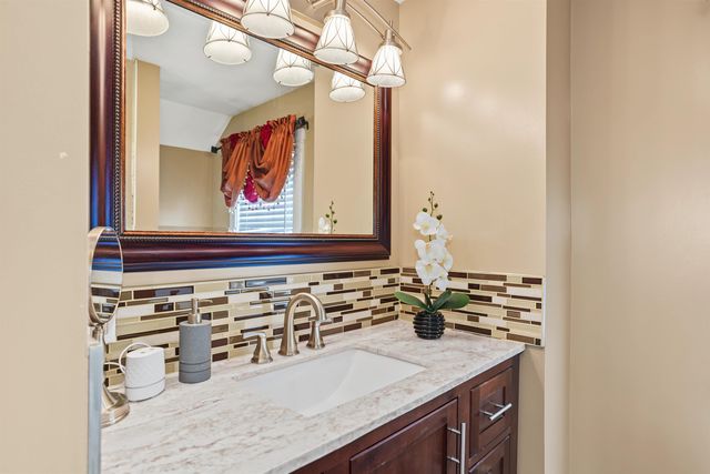 97 King Street, Nashua, NH 03060