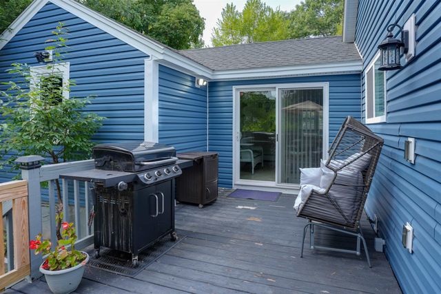 97 King Street, Nashua, NH 03060