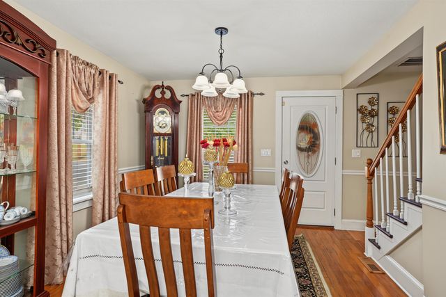 97 King Street, Nashua, NH 03060