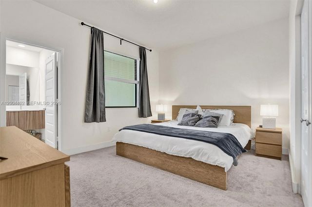 10437 NW 82nd St 5, Doral, FL 33178