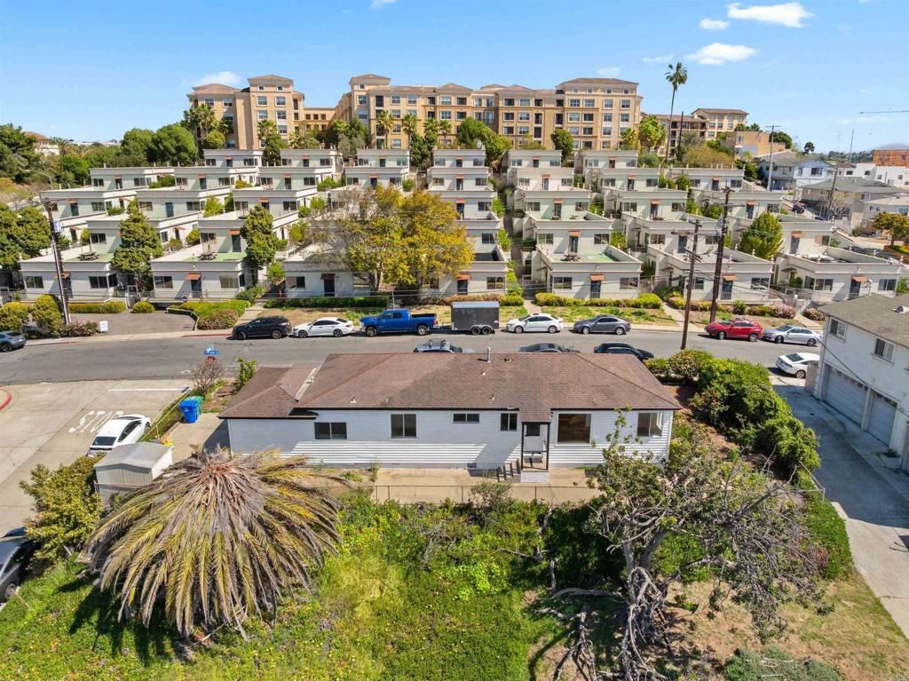 Image 14 of property listing at 1330 Goshen Street, San Diego, CA 92110