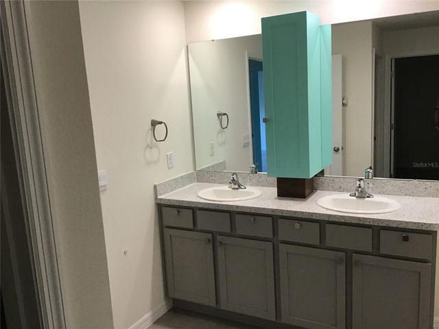 7729 ROSEWOOD GARDEN LOOP, Tampa, FL 33637