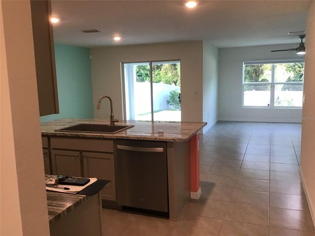 7729 ROSEWOOD GARDEN LOOP, Tampa, FL 33637