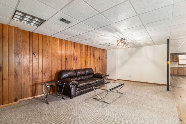 33 S 600 W, Hebron, IN 46341