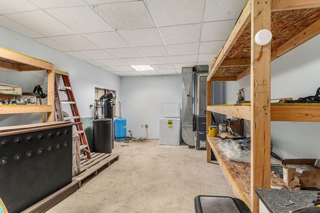 33 S 600 W, Hebron, IN 46341