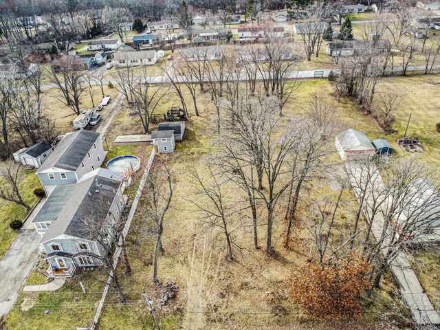 33 S 600 W, Hebron, IN 46341