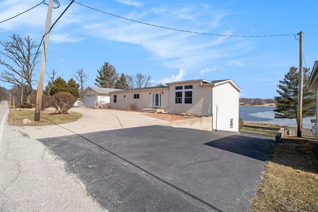 33 S 600 W, Hebron, IN 46341