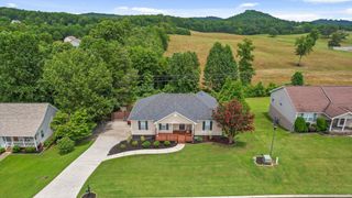 248 Heather Oaks Trail SE, Cleveland, TN 37323