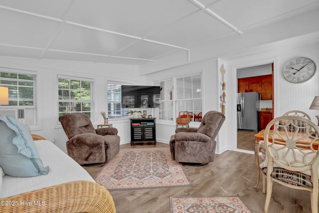 353 Old Savannah Road, Burgaw, NC 28425
