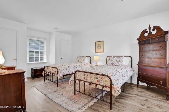 353 Old Savannah Road, Burgaw, NC 28425