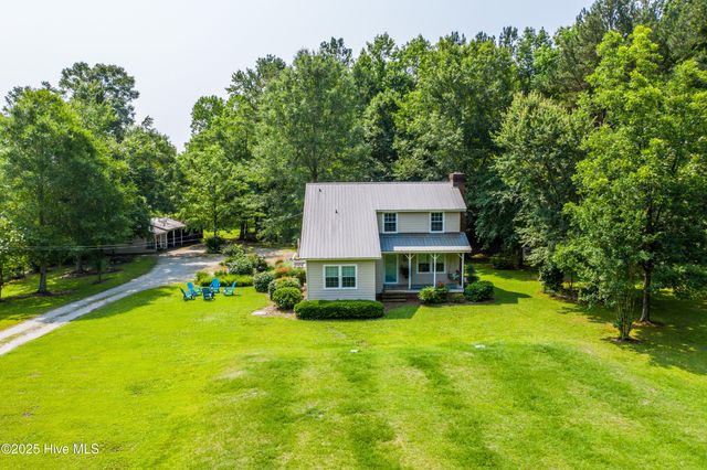 353 Old Savannah Road, Burgaw, NC 28425
