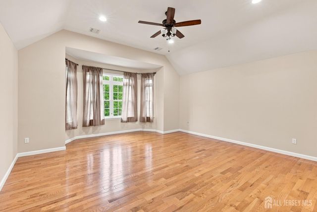 39 Hamilton Avenue, Edison, NJ 08820