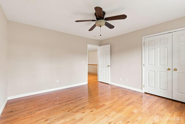 39 Hamilton Avenue, Edison, NJ 08820
