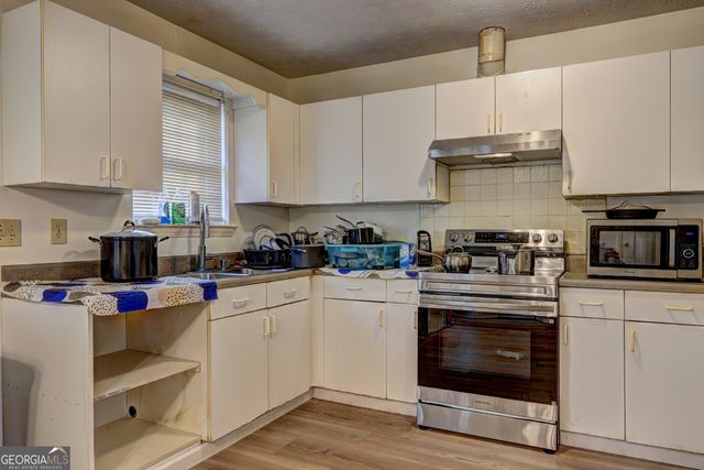 241 E Ash Street, Social Circle, GA 30025