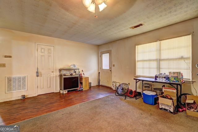 241 E Ash Street, Social Circle, GA 30025