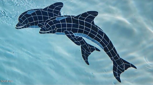 8010 Hill Avenue, Holland, OH 43528