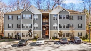 2608 Pennoak Way L, Greensboro, NC 27407