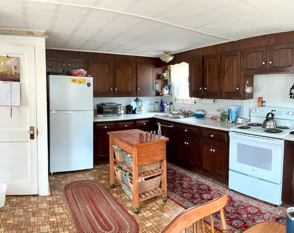 20 Alderberry Road, Bourne, MA 02532