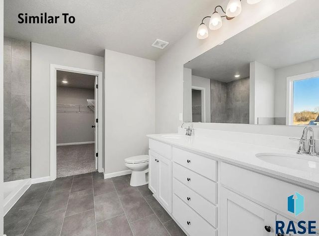 1911 N Valley View Rd Road, Sioux Falls, SD 57107