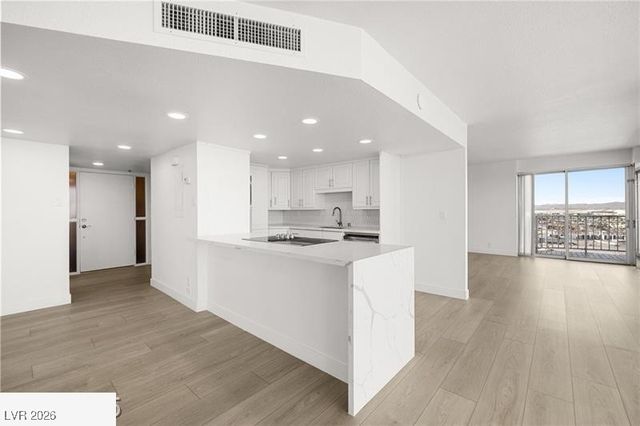 3111 Bel Air Drive 24G, Las Vegas, NV 89109