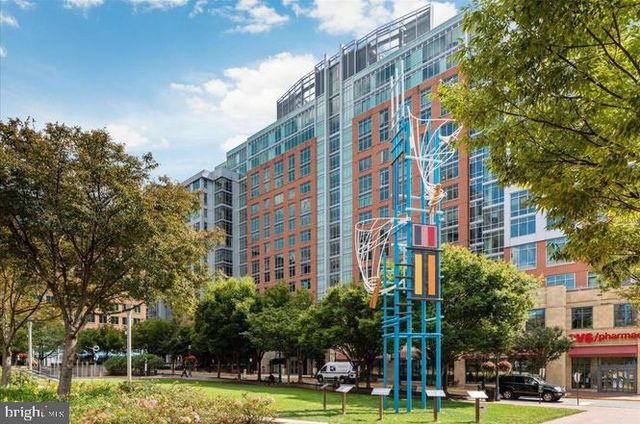 1319 SUNDIAL DR, Reston, VA 20194