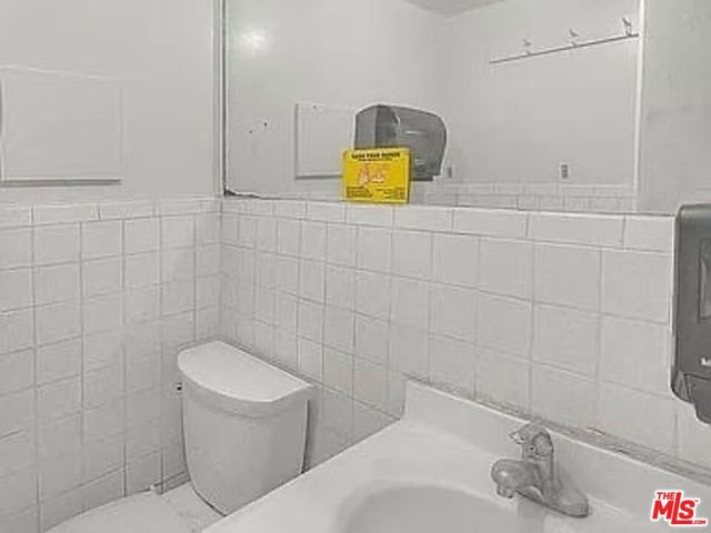 2008 W Whittier Boulevard, Montebello, CA 90640