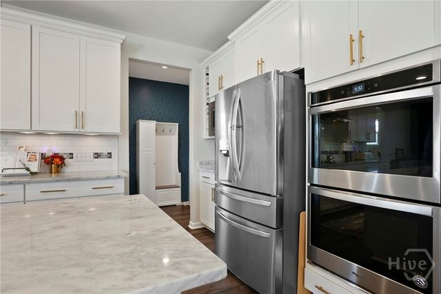 11 Shoefstall Street, Savannah, GA 31407