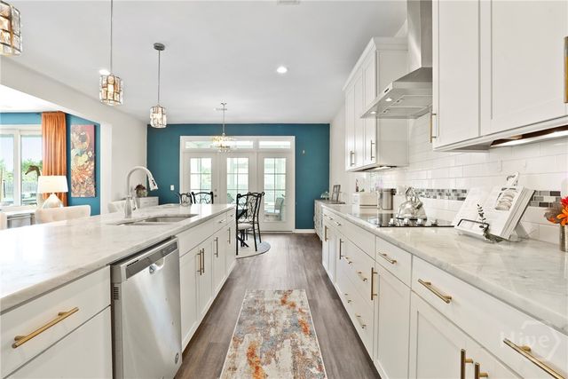 11 Shoefstall Street, Savannah, GA 31407