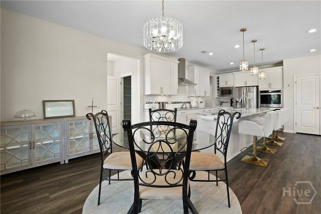 11 Shoefstall Street, Savannah, GA 31407