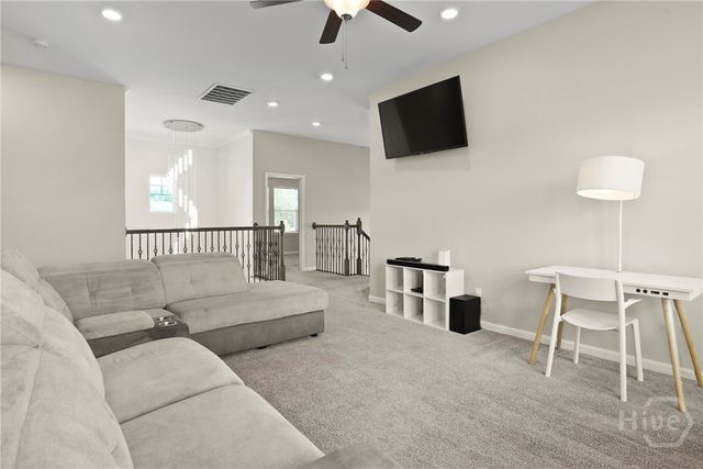 11 Shoefstall Street, Savannah, GA 31407