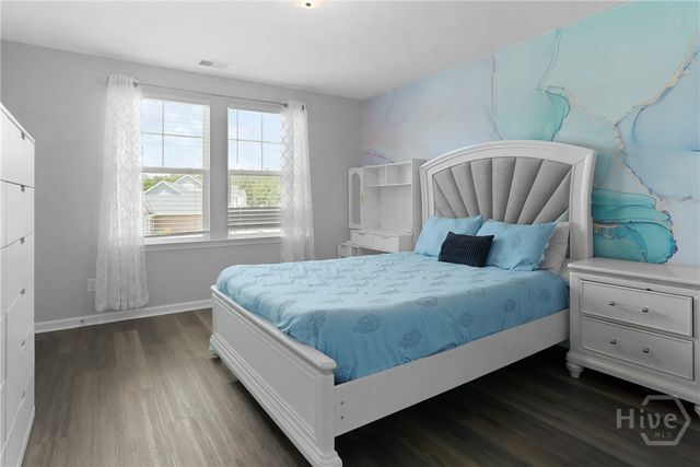 11 Shoefstall Street, Savannah, GA 31407